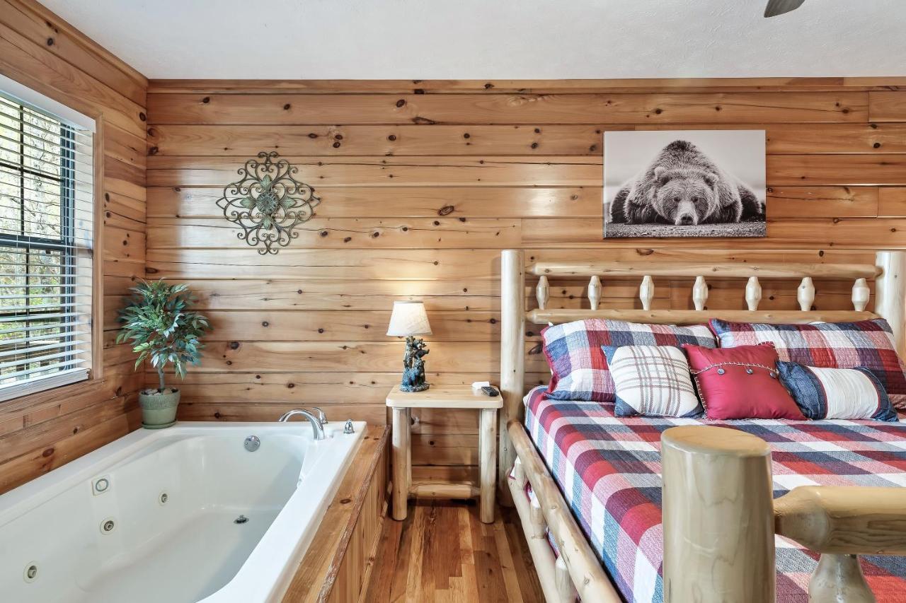 Lazy Bear Den Villa เซอเวียร์วีล ภายนอก รูปภาพ